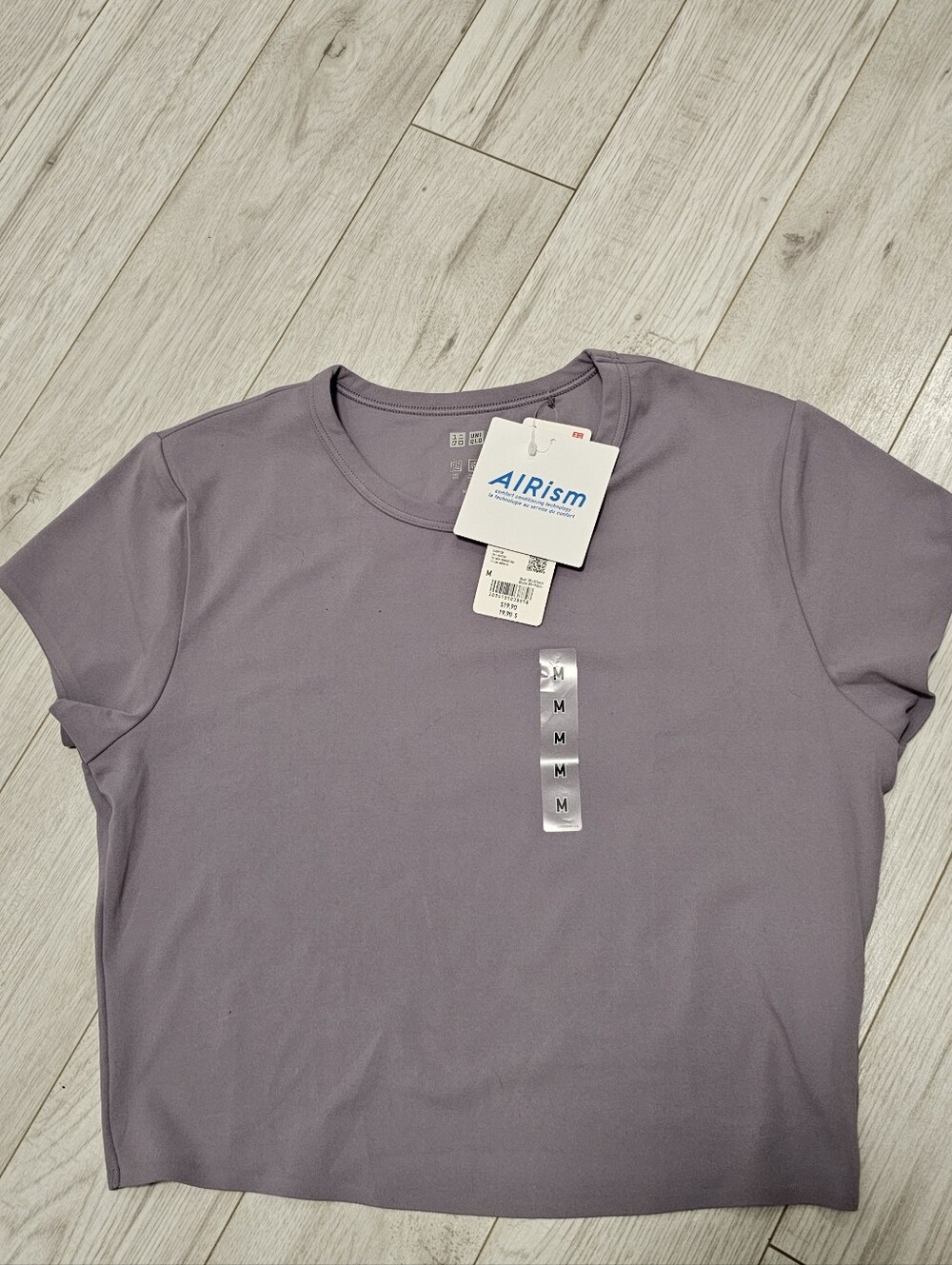 NWT Uniqlo Extra Stretch AIRism Cropped T-shirt